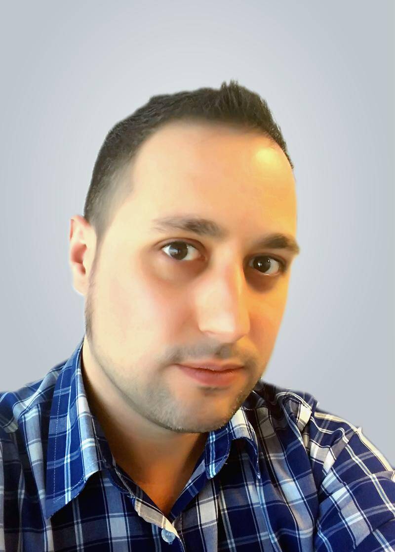 Alejandro L.