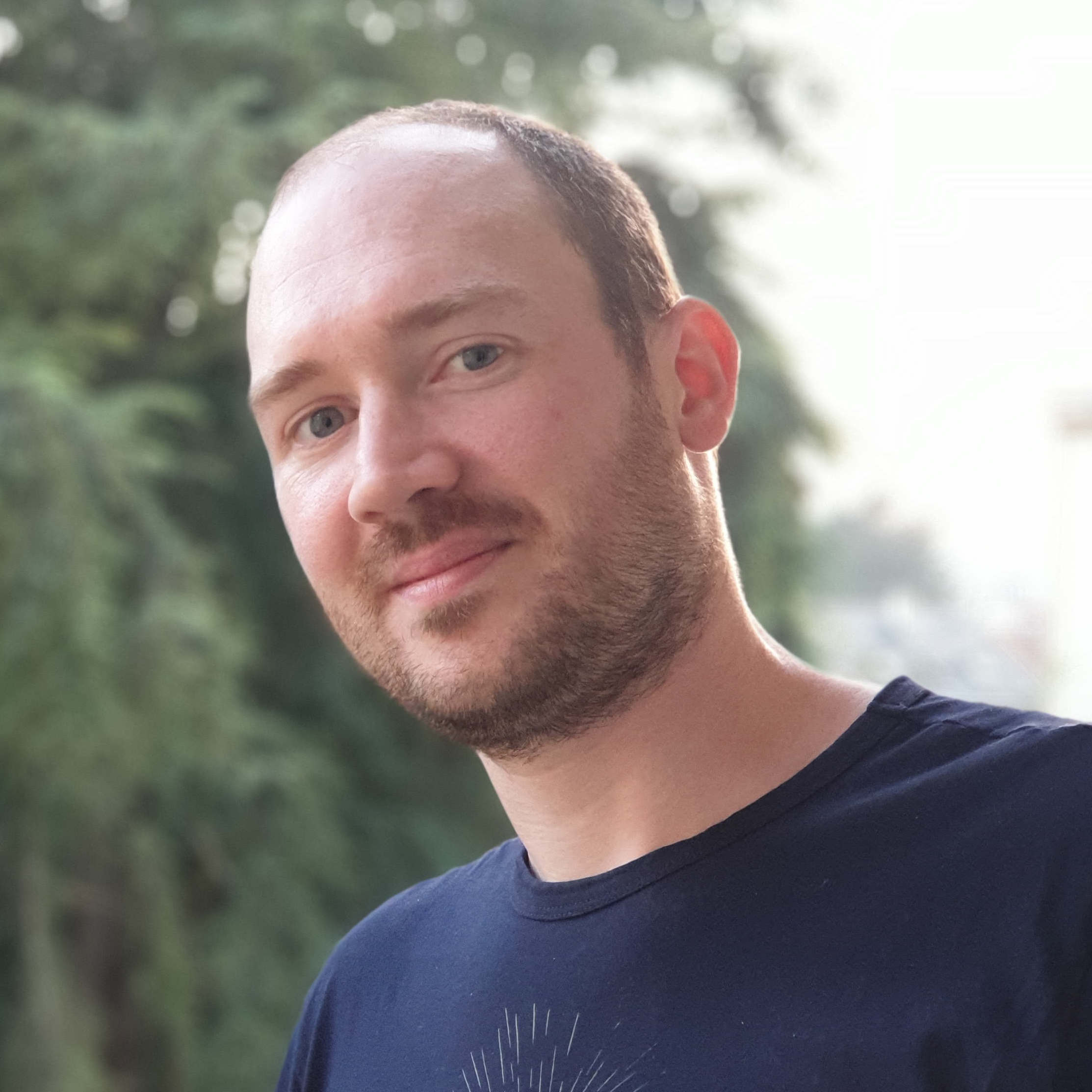 Florian Desbois - Architecte Java Senior | Lead Developer | DevOps