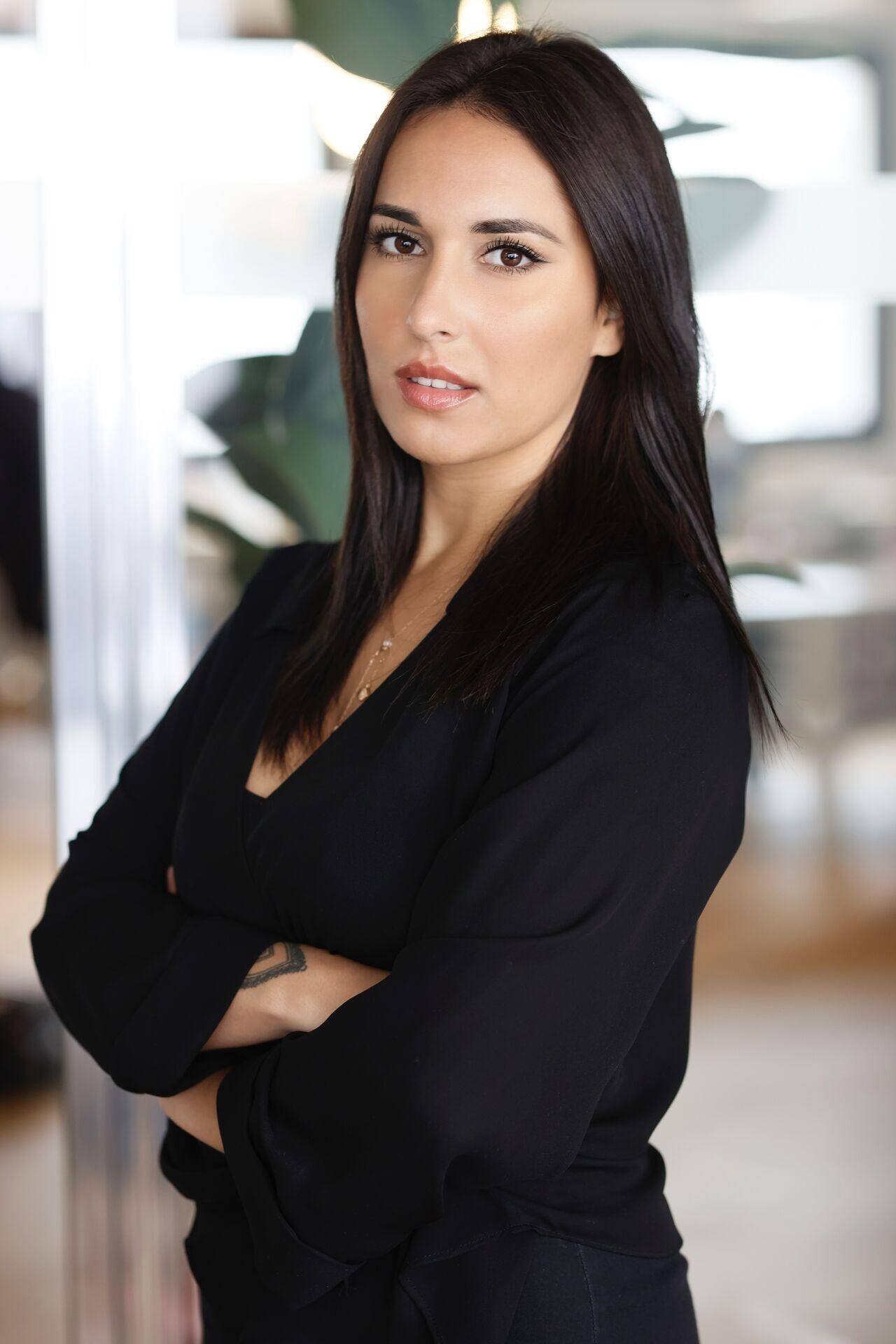 Emma De Castro