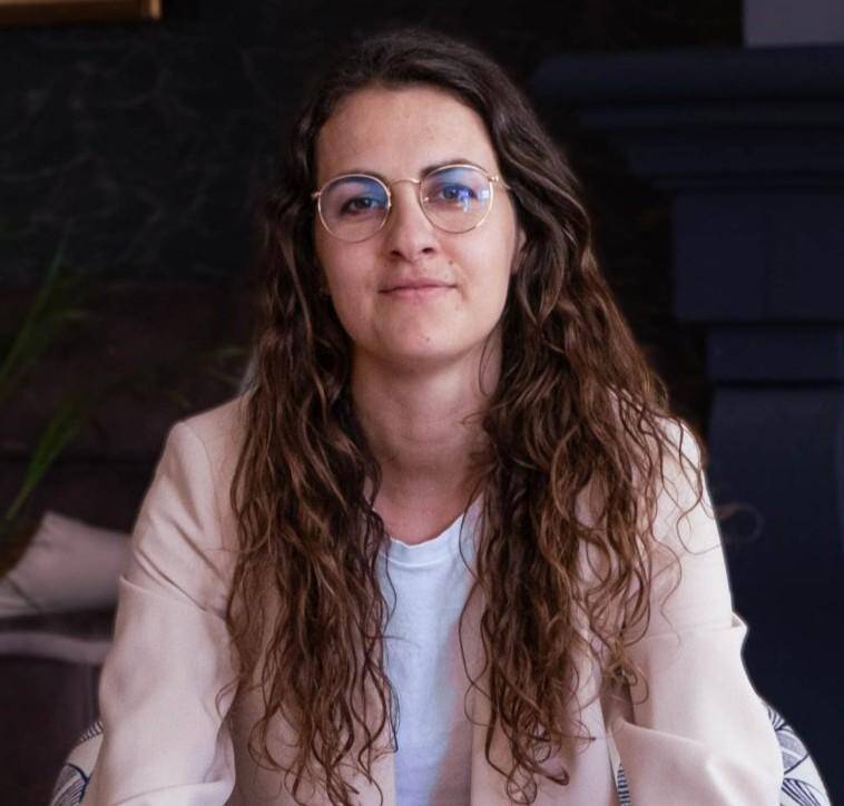 Anaëlle Pizzala - SDR | bizdev | BtoB | prospection | phoning