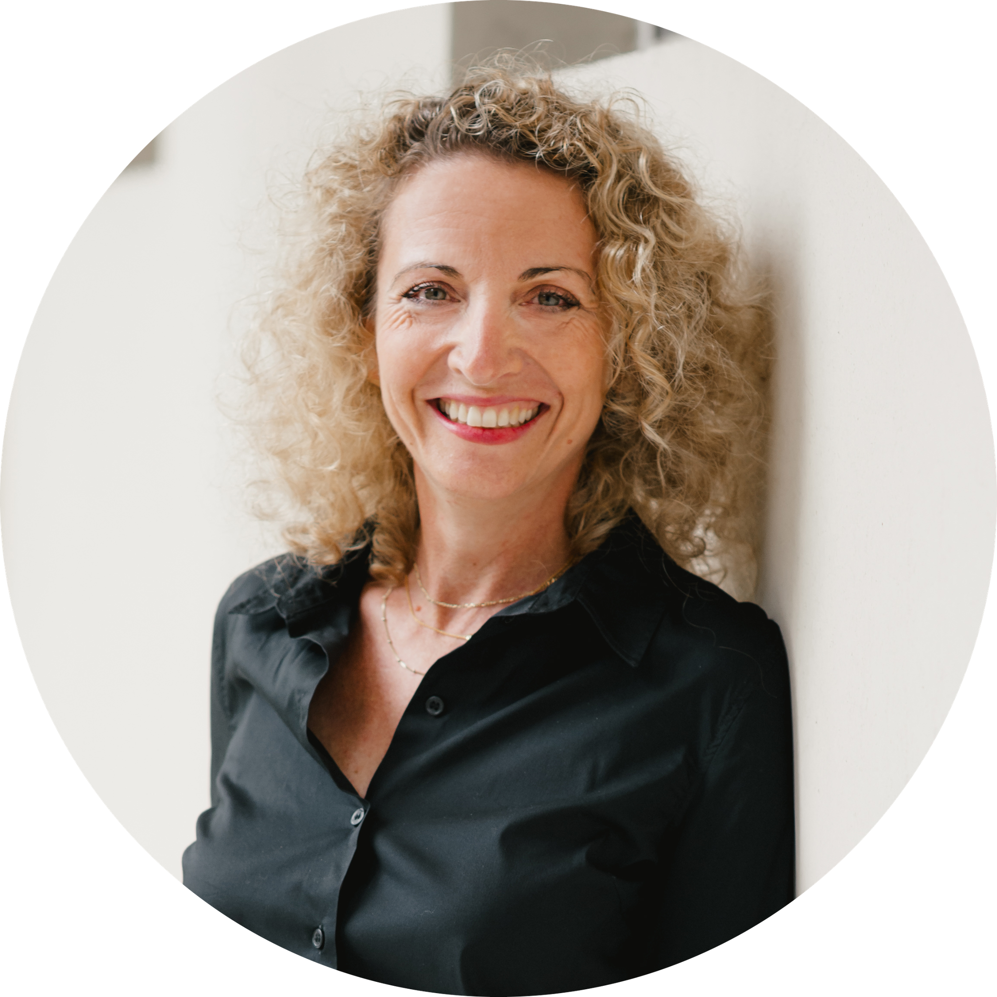 Estelle  - Sustainability, CSR & B Corp Senior Consultant