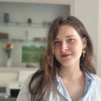 Thais Metivier - Commodity Specialist, VIE