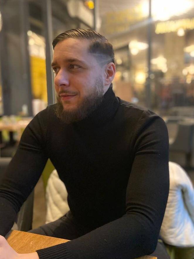 Sofiane Adjed - Responsable de salle, Barman, mixologue, serveur