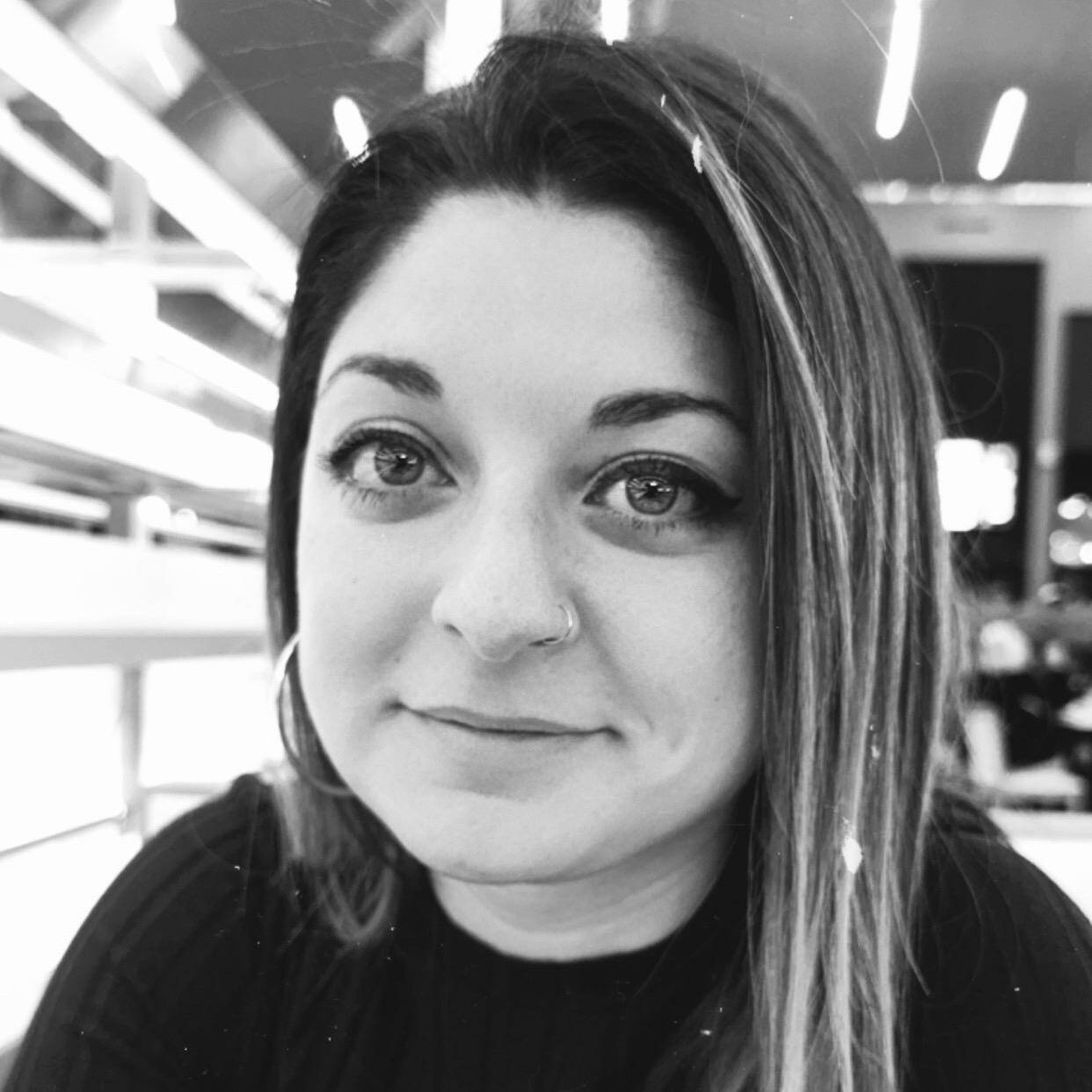 Marine Zamparini - Assistante administrative et commerciale 