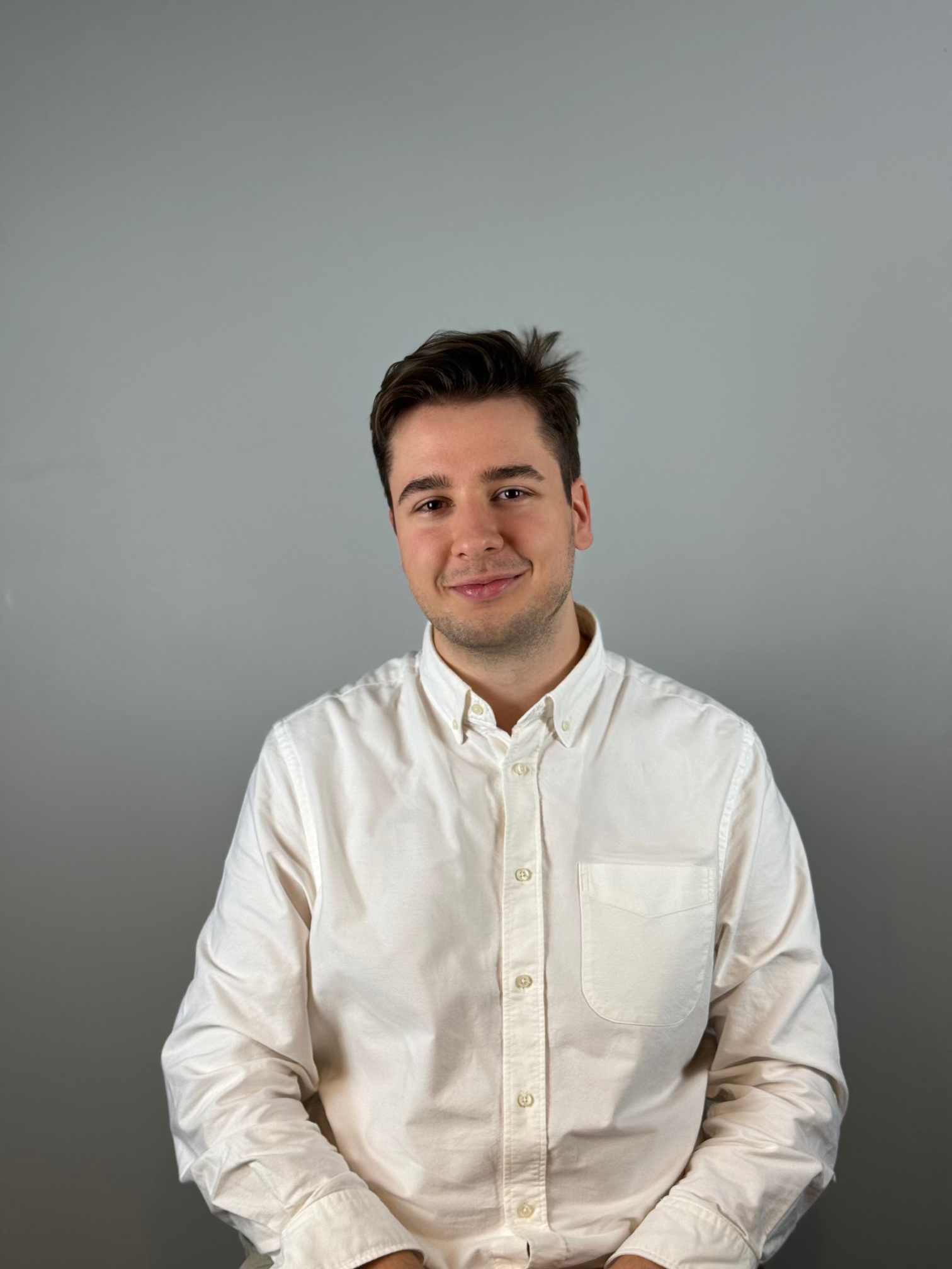 Alexandre Tchaikovski - Chargé de communication, événementiel