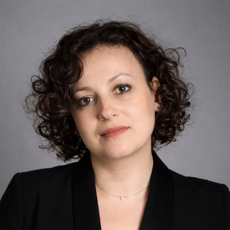 Naoual Linda Benali Furet - Consultante en pilotage opérationnel 