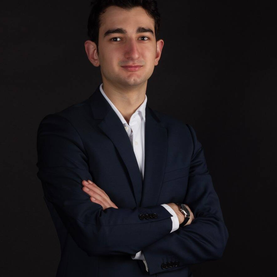 Konstantine Gugunava - Growth Product Manager | AI Builder