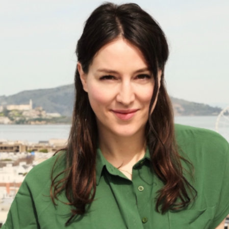 Jennifer Barthe - Awardwinning Brand & Growth Marketing Director