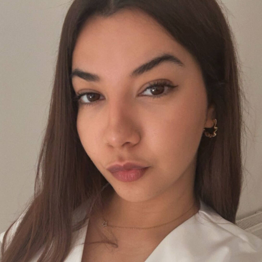 Halima El Ouahabi - Assistante Virtuelle | Support Client & E-commerce