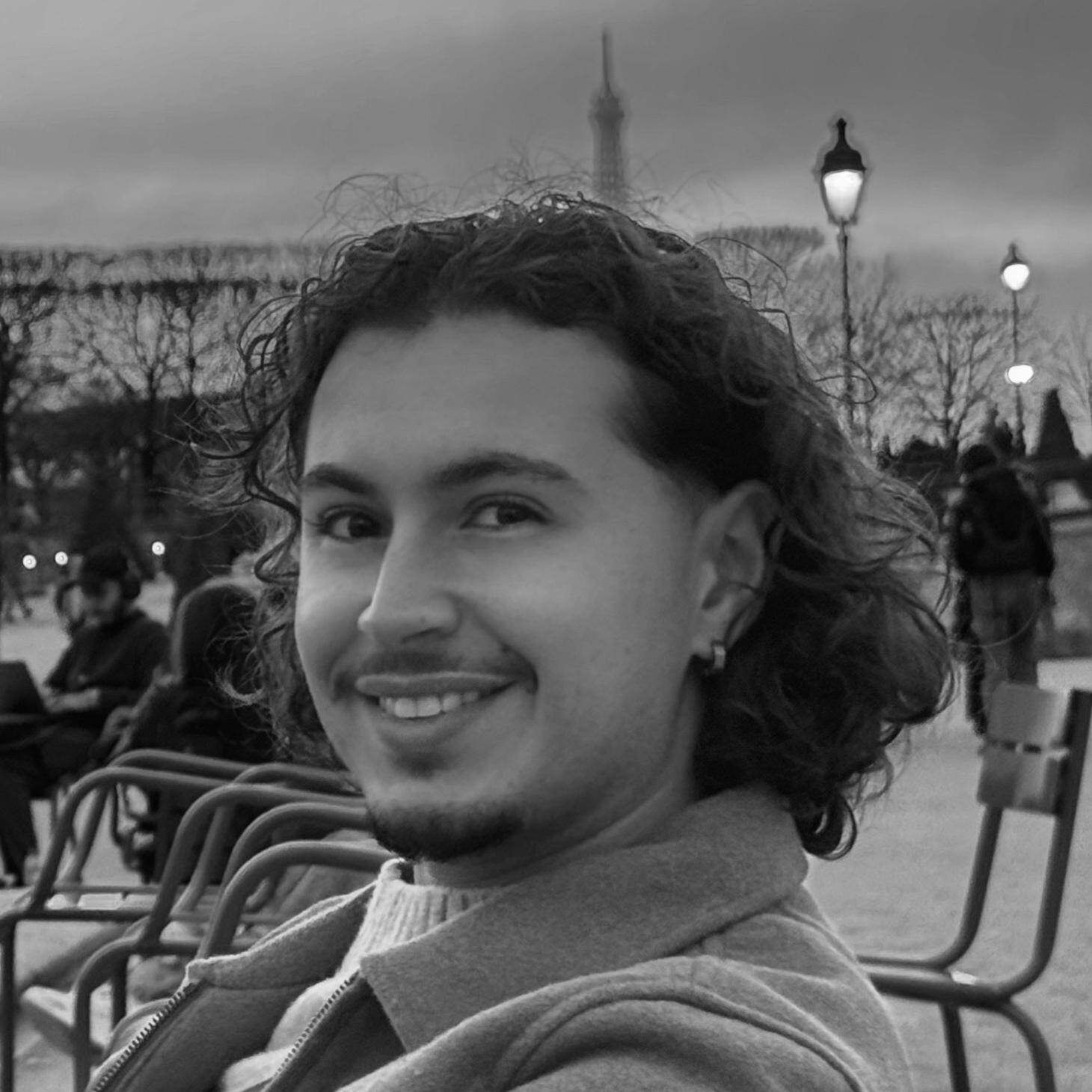 Yanis A. - Développeur Mobile | React Native | Android & iOS