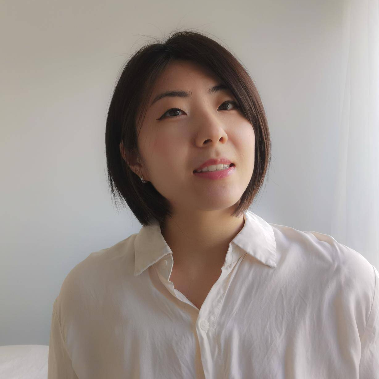 Lucille Z. - Paid Media & Influence Manager