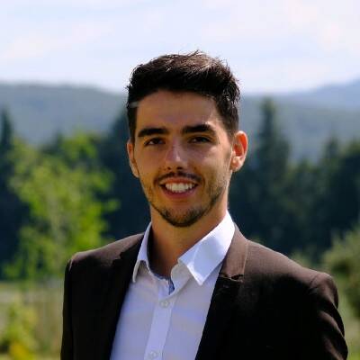 Noé Bouchemoua - Ingénieur IA | LLMs · Agents IA · Claude Code