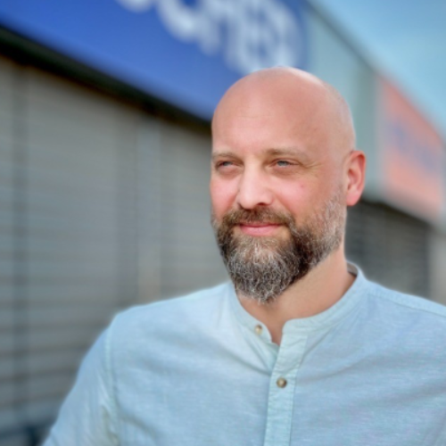 Alexandr Havlicek - Head of Digital E-Commerce, Eastern Europe