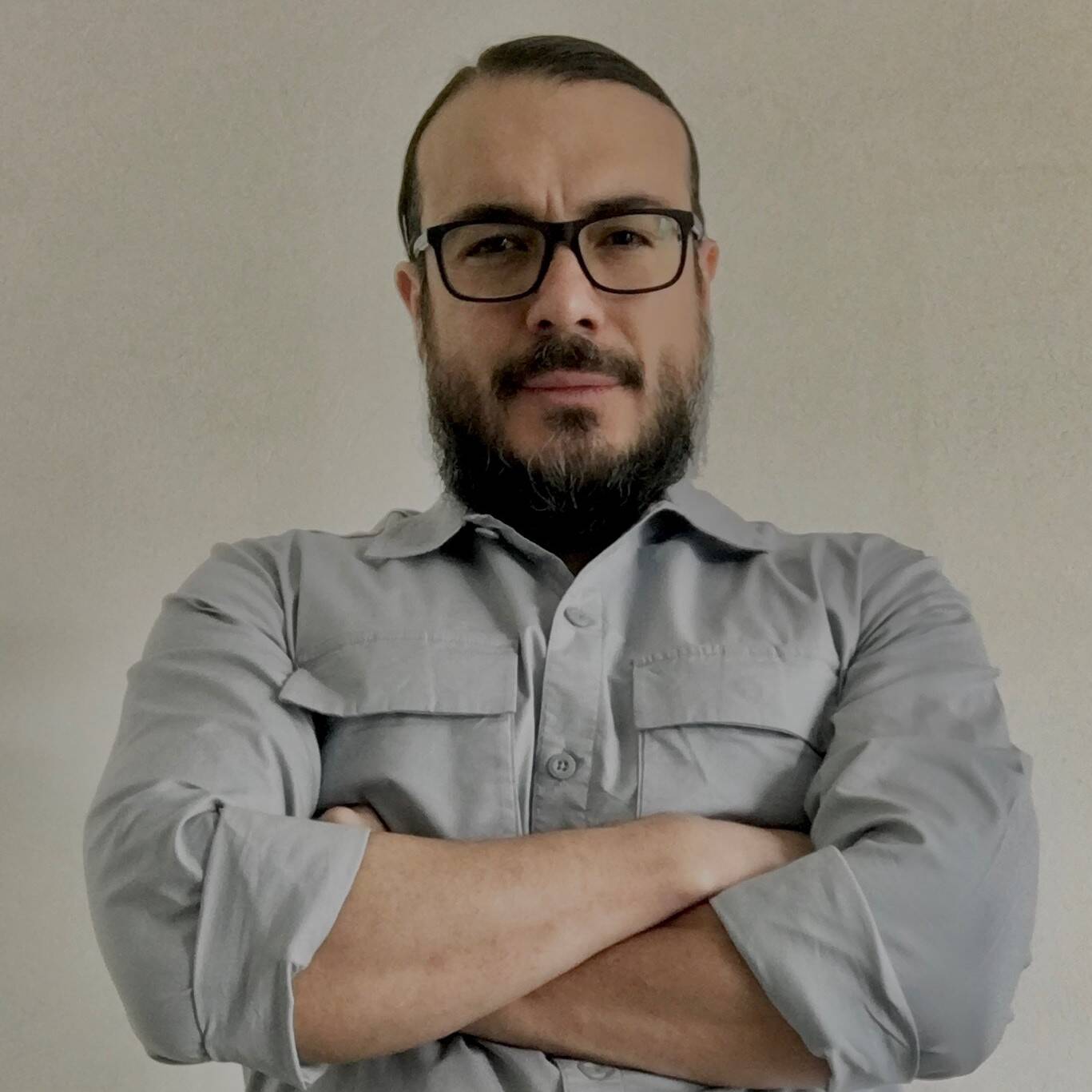 Luis D.