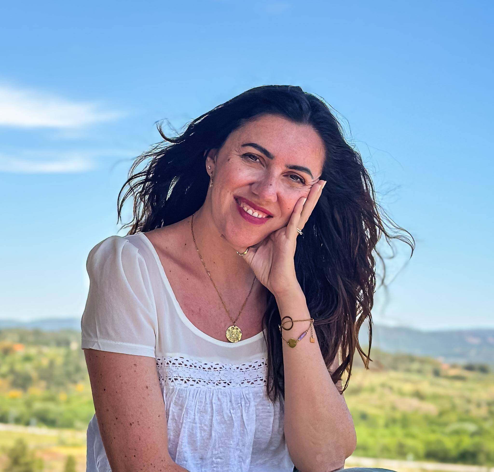 Vanessa Ihtm - Créatrice de contenu digital et rédactionnel | UGC