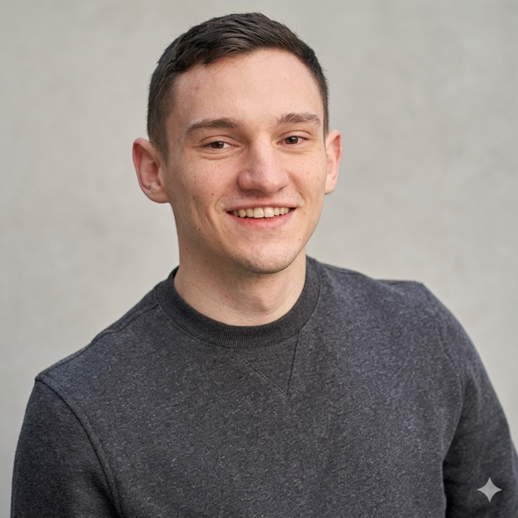 Rédoine Sereir - Tech Lead — Next.js/Vue — React Native — Symfony