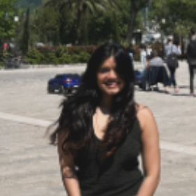 Aastha G. - Digital marketing + growth strategy