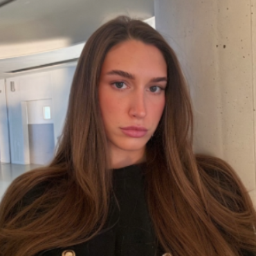 Lena Prosper - Créatrice UGC