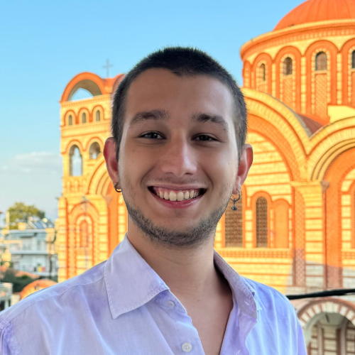 Mehmet Dagdelenli - Brand & Social Media Strategist