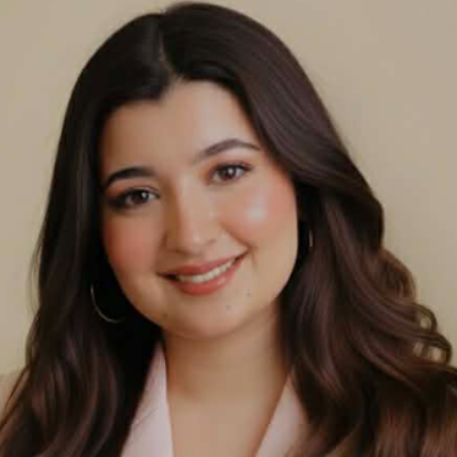 Aicha Mokhtar - Web Developer and Social Media Specialist