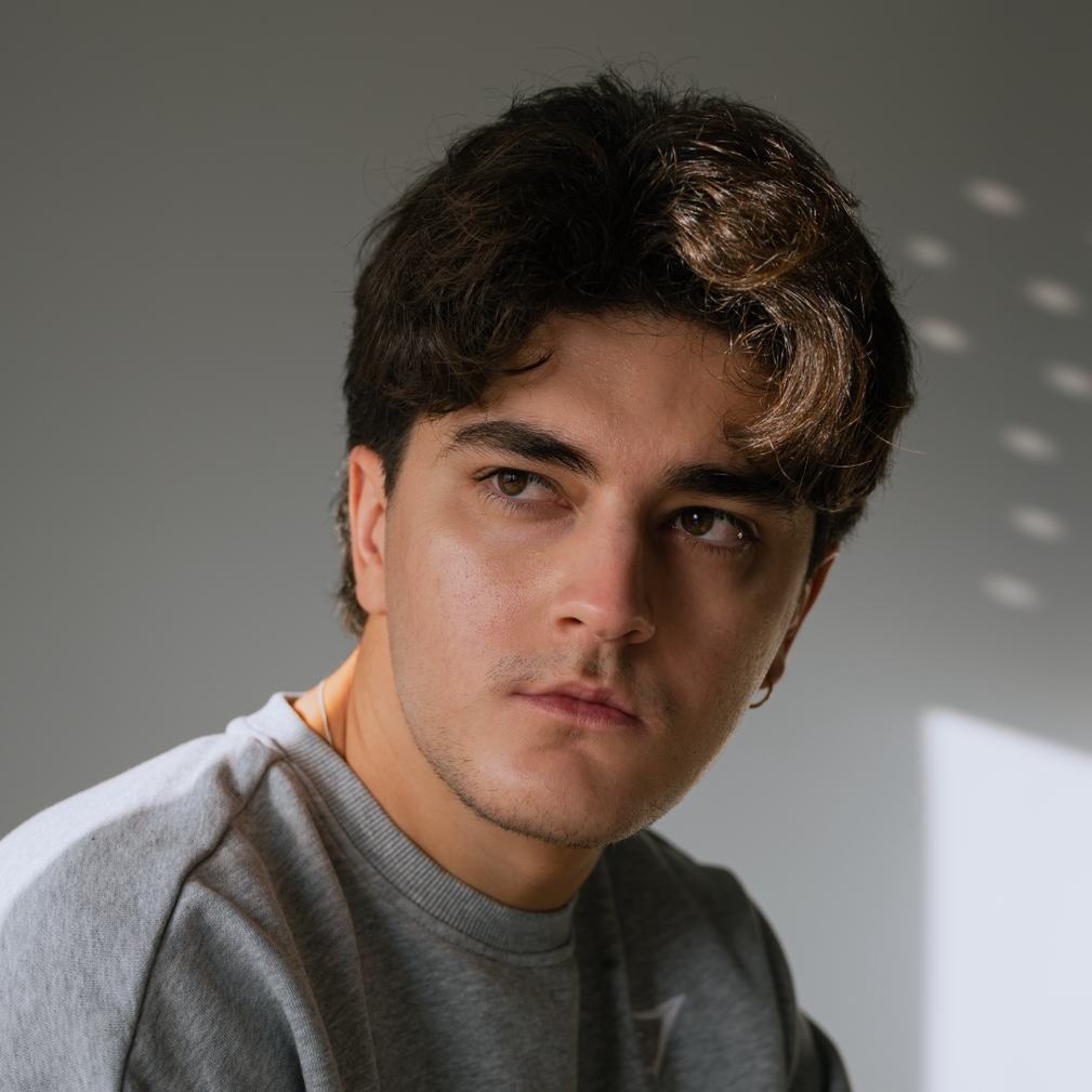 Manuel Correa - Dirección y producción de cine