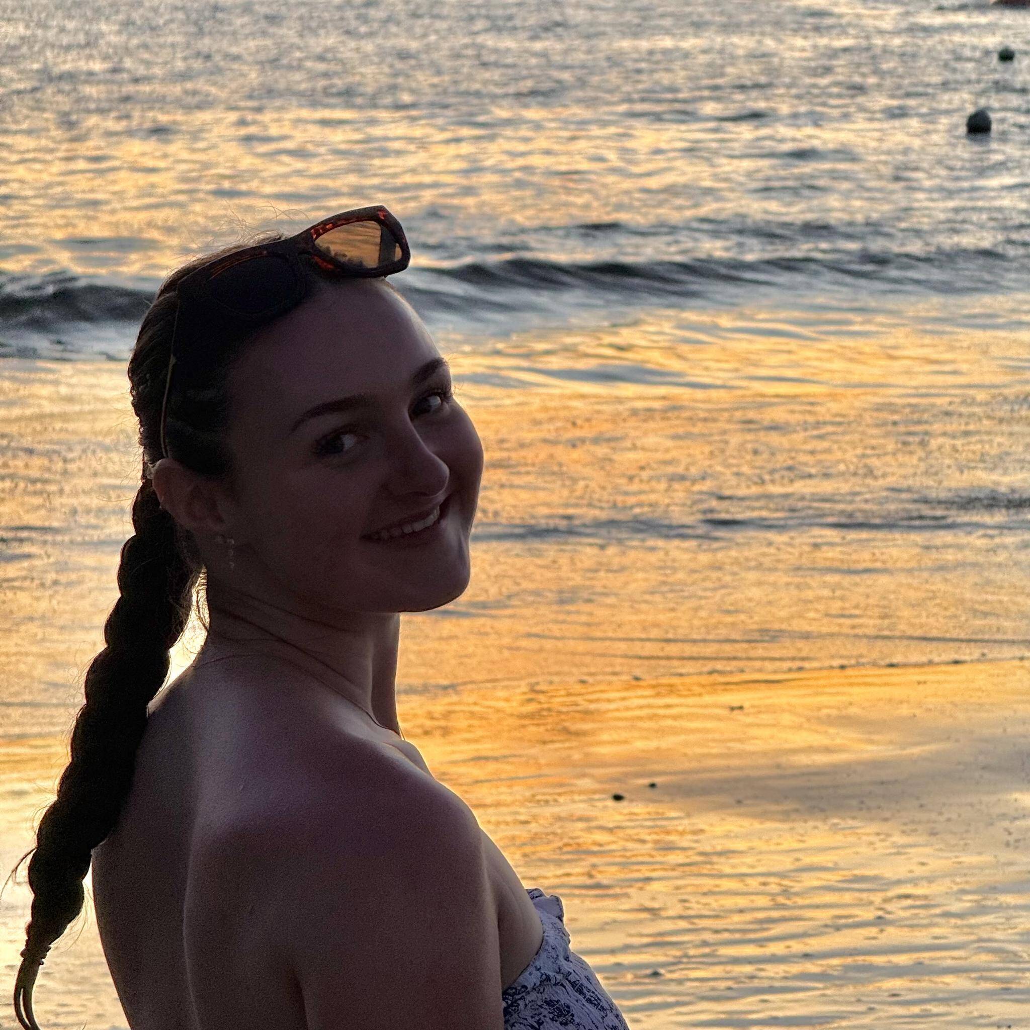 Anna Vuckovic Martin - Community Manager