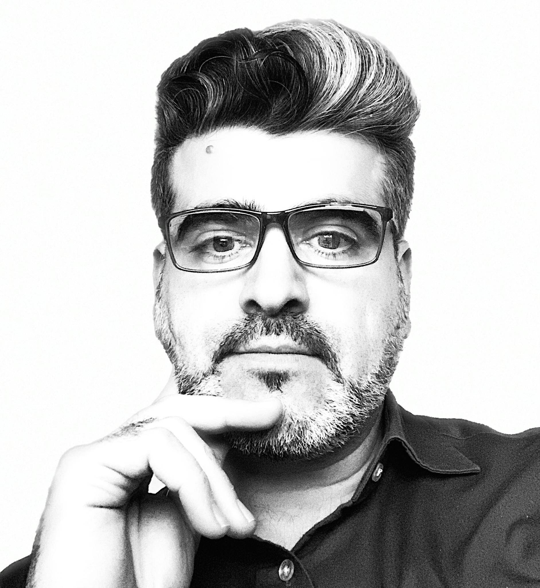 Hüseyin U. - Digital Driven IT- und Marketing-Experte