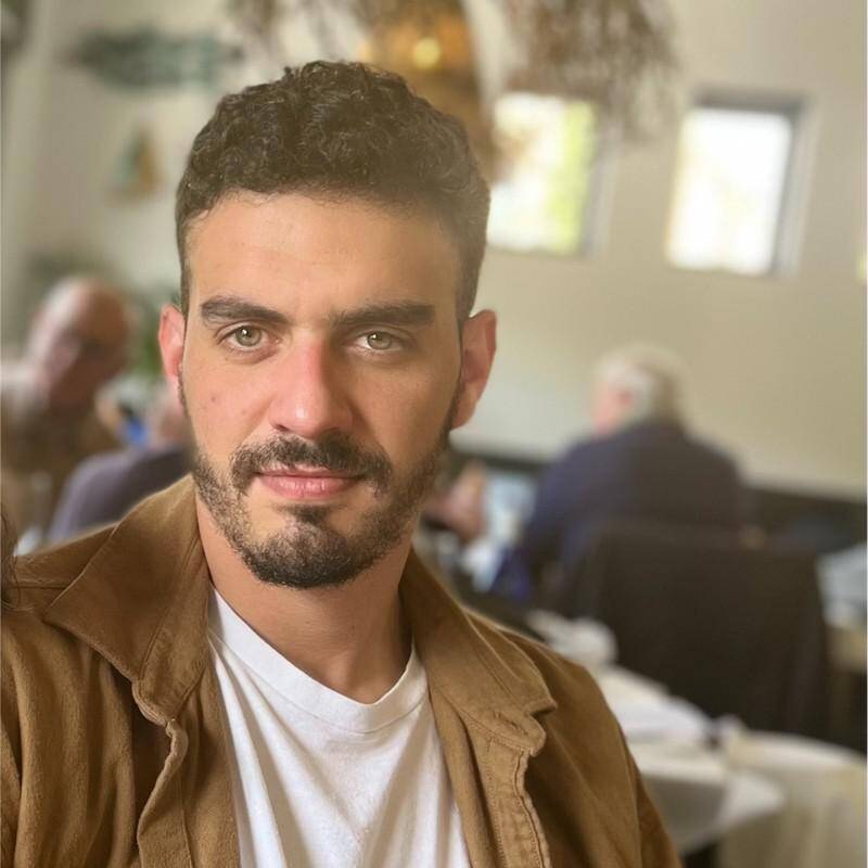 Luis Bustos