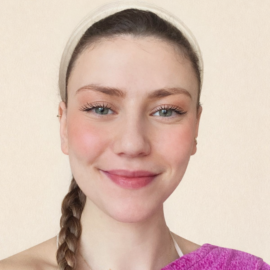 Astrid V.