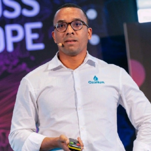Reyver Serna Lerma - Data Analyst | Python, SQL & Dashboards | Turning