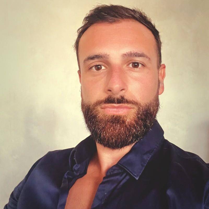 Dan N.