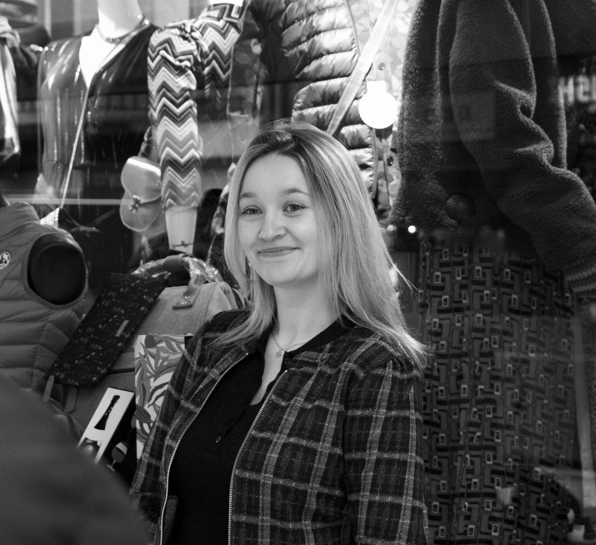 Crystal D. - Experte SEO / GEO / Site web et réseaux sociaux