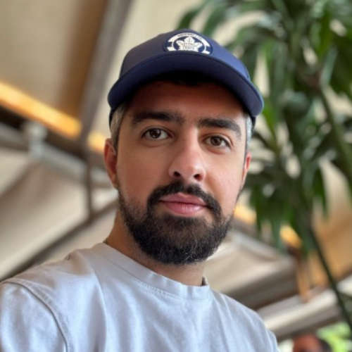 Moe Valipoor