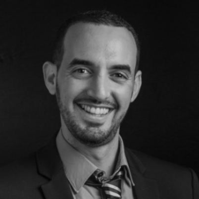 Hakim  - Senior Corporate & Compliance Legal Expert