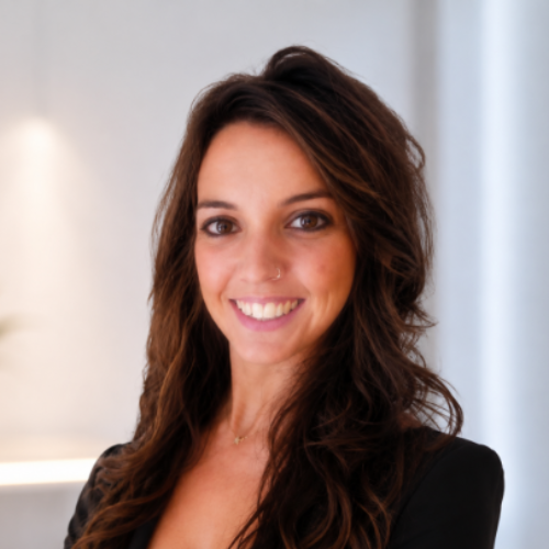 Cristina M. - Fundadora MaginIA | WordPress, WooCommerce y n8n