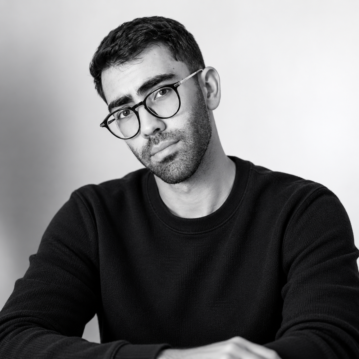 Riad M. - Mobile & Product Engineer | iOS, Android, Firebase