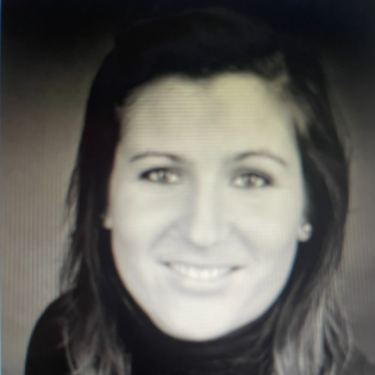 Laura Gilles - Executive Assistant | Marketing & Compliance