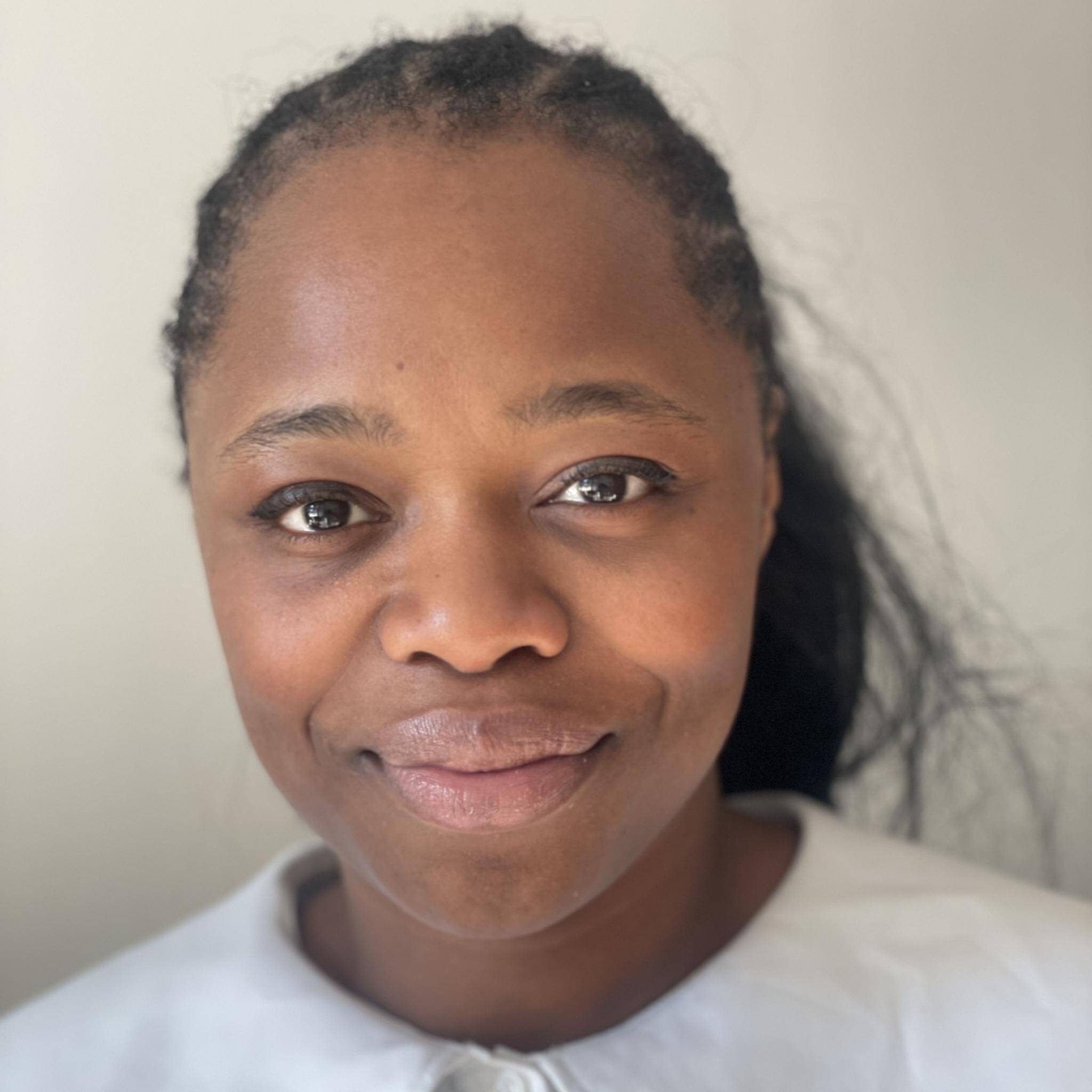 Grâce Libissa - Social Media Strategist / Content Creator / Artist