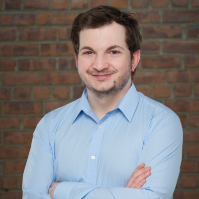 Philipp H. - Associate Director Sample Management