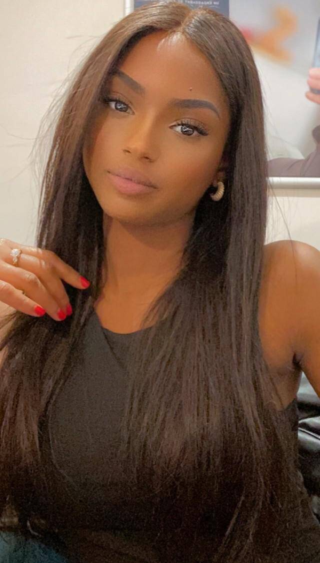 Sandrine D.