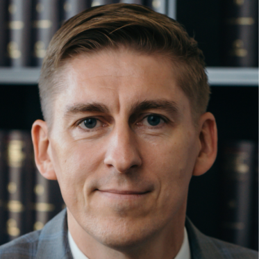Andrei Surmach - Managing director, ex-Big 4 executive