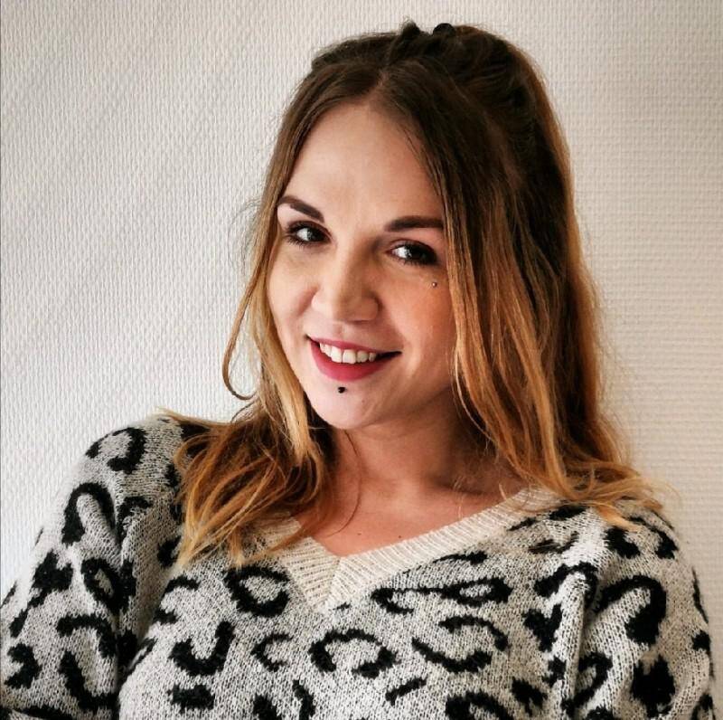 Mélanie B. - Social media manager et rédactrice