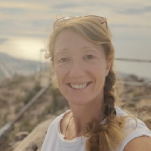 Annet Gosens - Virtual Assistant, Yoga, Reiki, Human Design