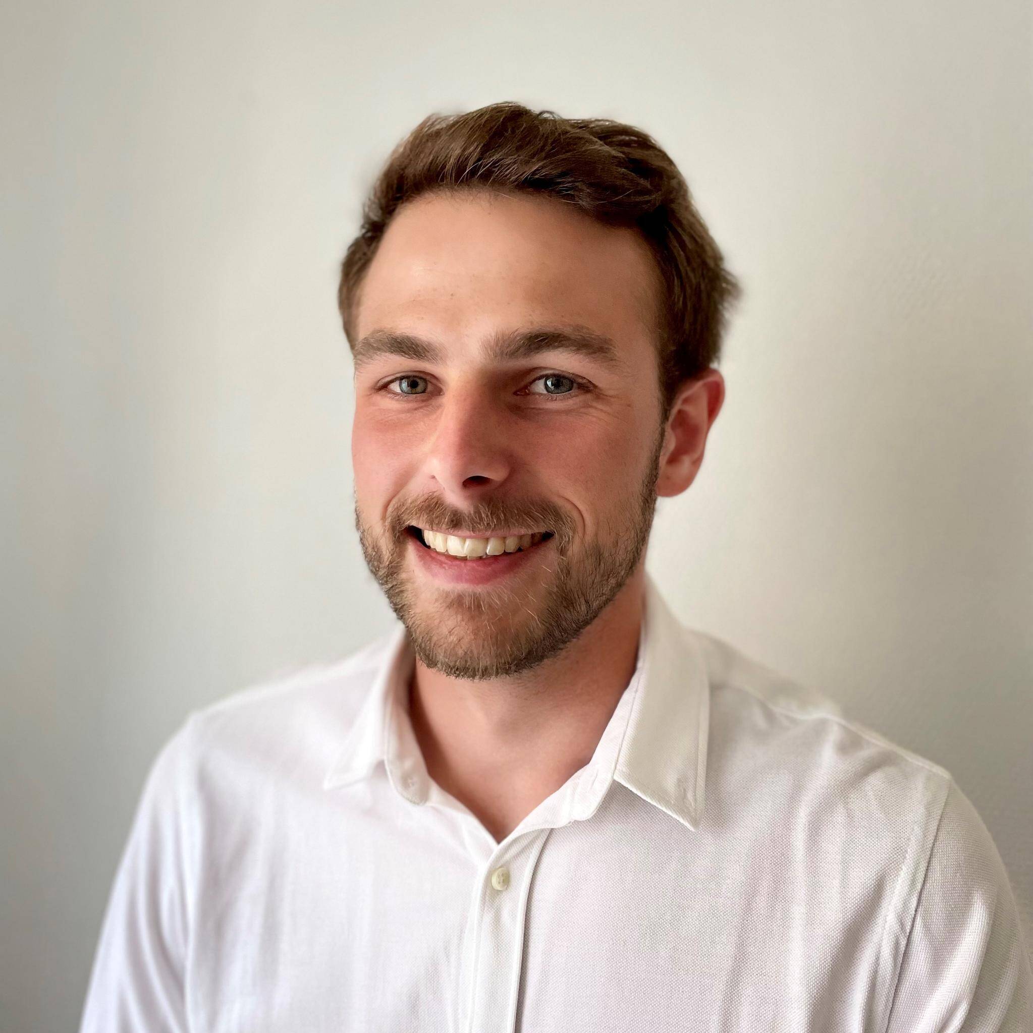 Lucas T. -  🚀 Développeur Fullstack ✅ React/Node/Laravel ⚛️