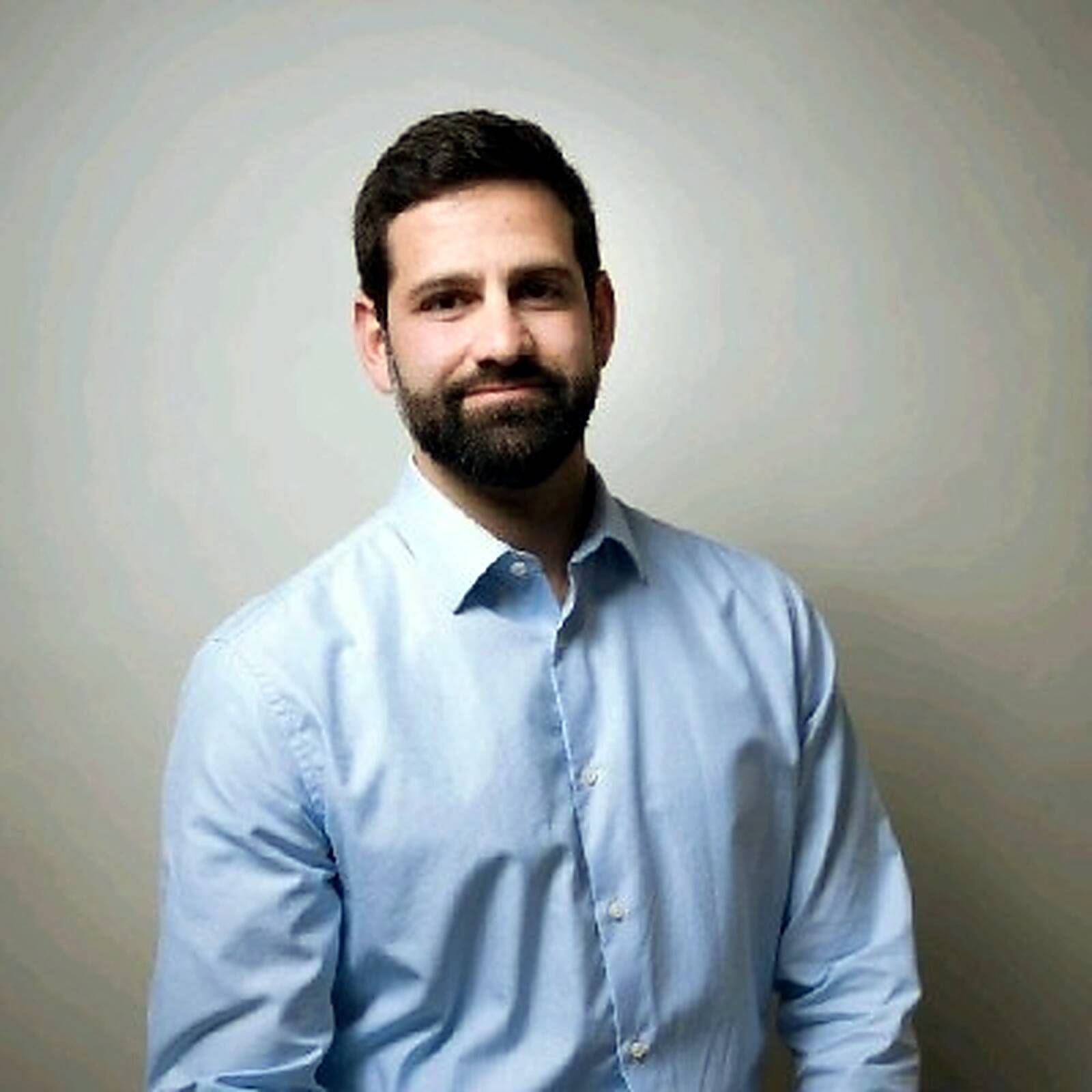 Ahmed A. - Directeur digital externalisé pour TPE PME