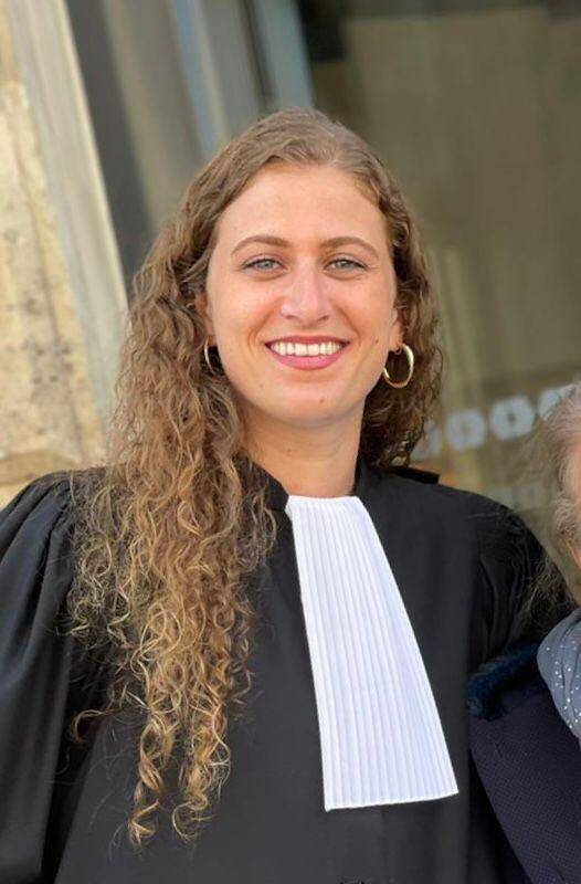 Ava  - Lawyer, Paris & New York Bar