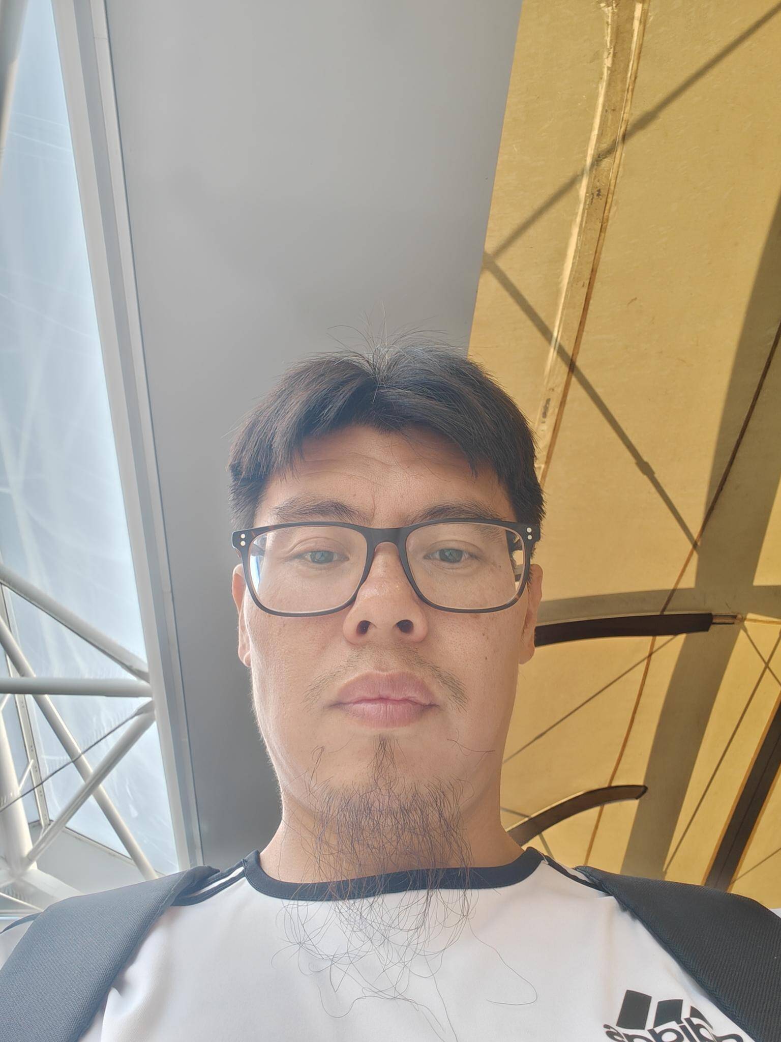 Vuong N. - Data-analyst-Certifié Power Bi (Python,Excel,SQL)