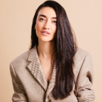 Nela Jakovac - Social Media Managerin