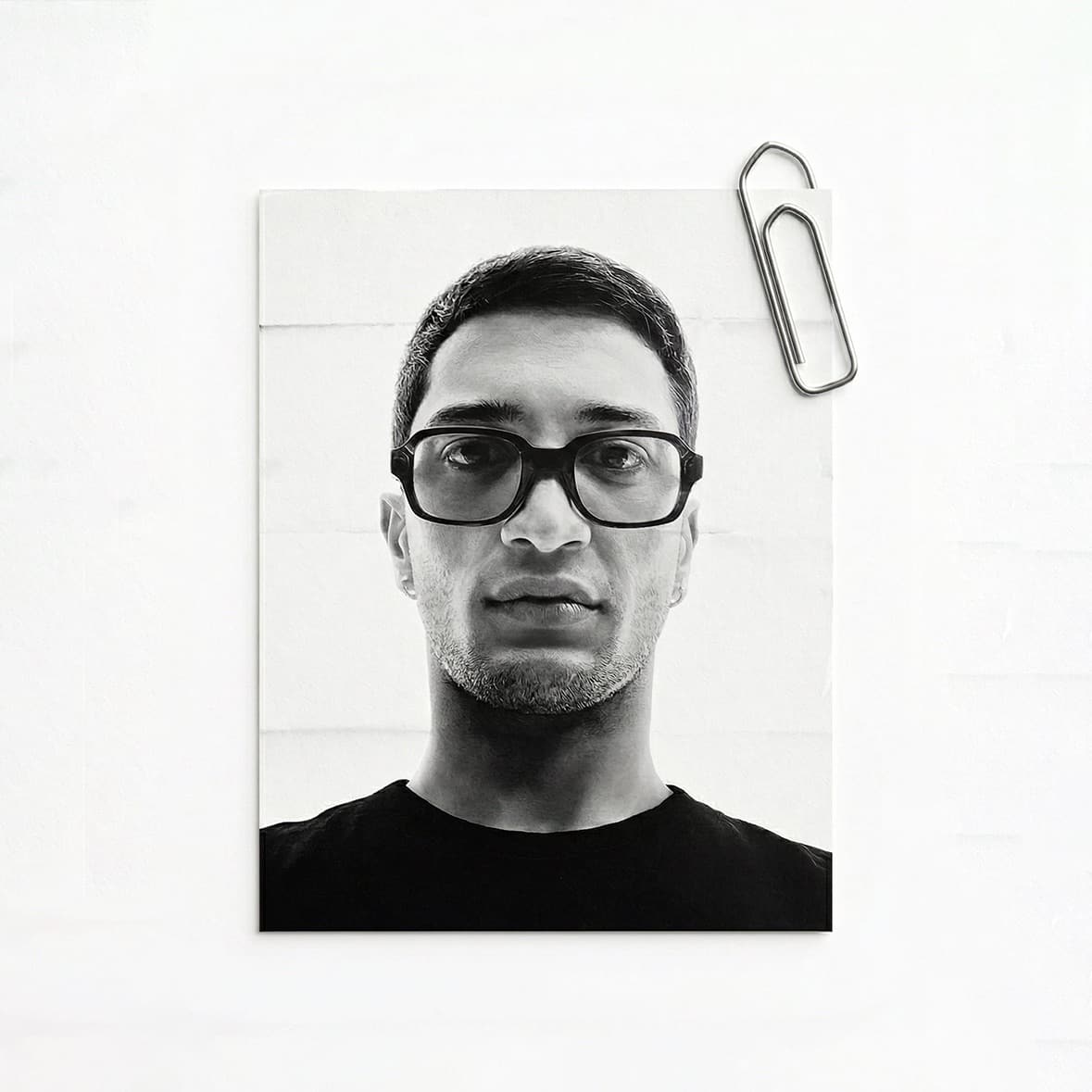 Mert Sahin - Fotograf, Art Director & AI Content Producer