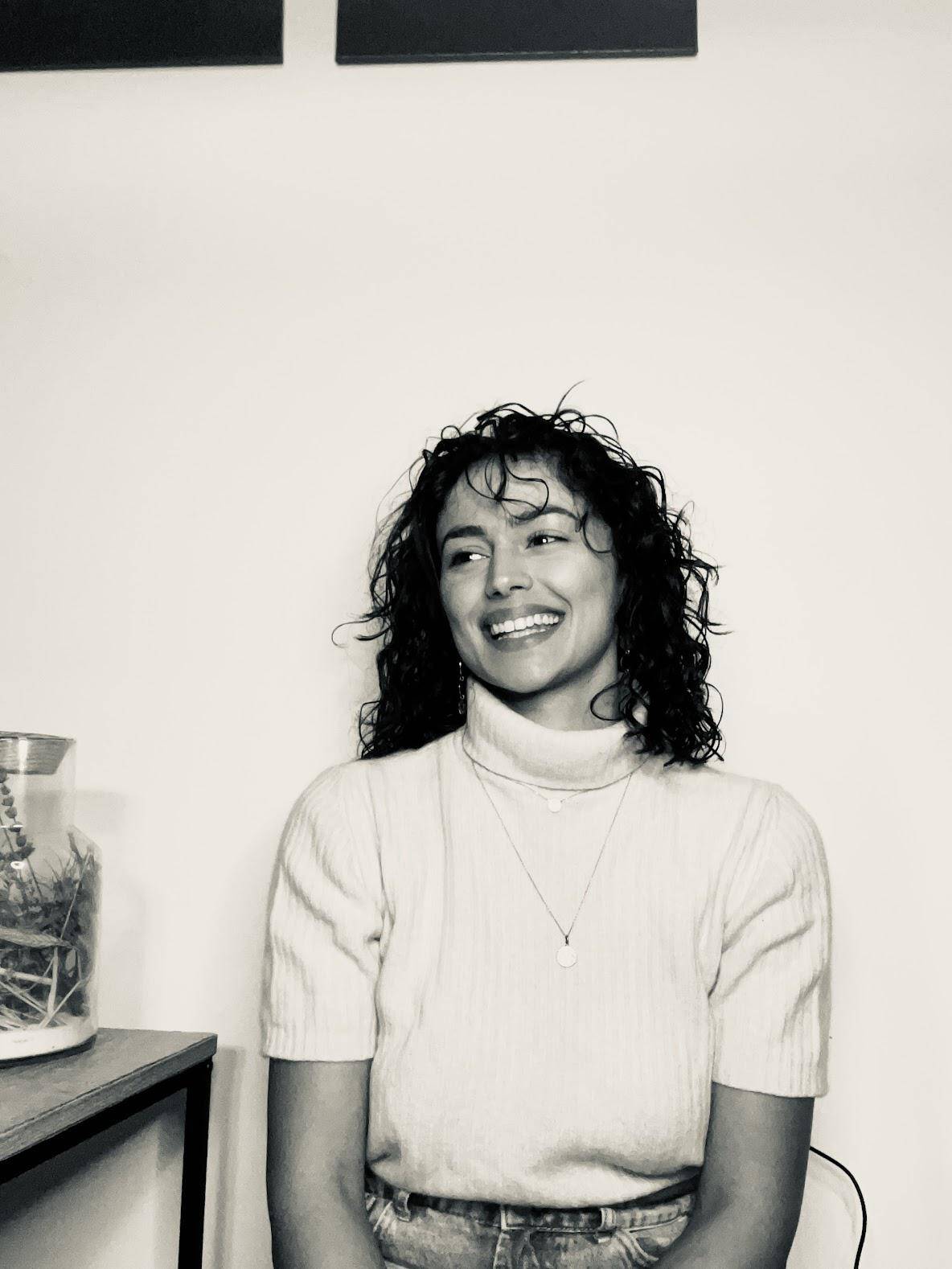 Kenza A. - Site internet | Community Manager
